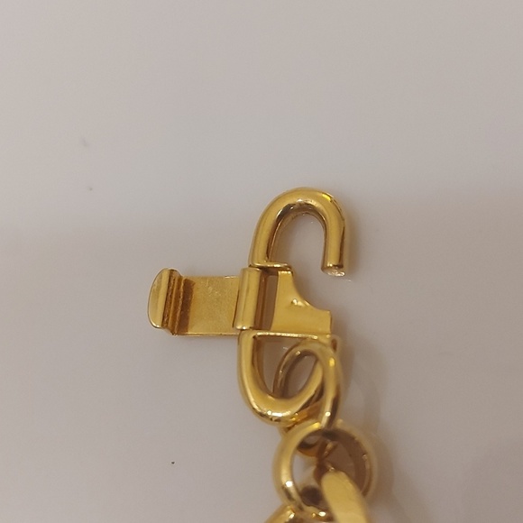 Chunky gold tone necklace - Picture 4 of 5